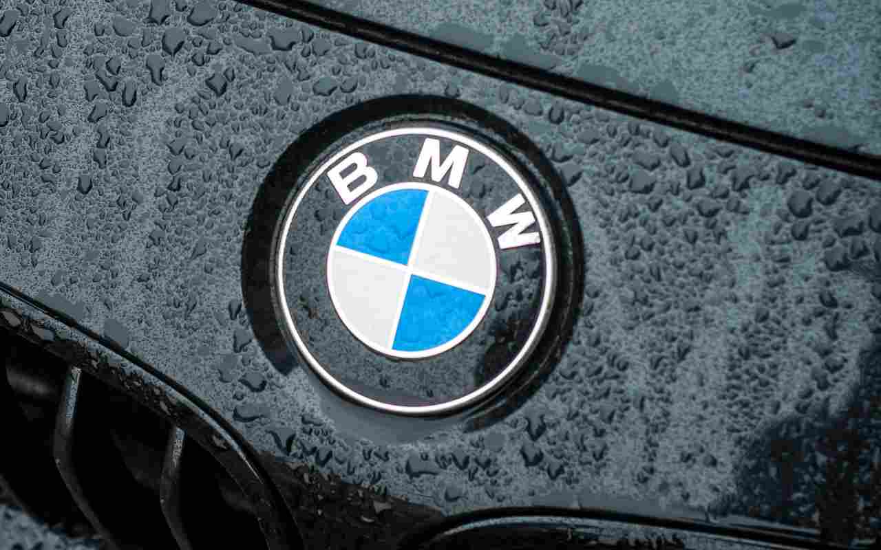 BMW Logo (Adobe Stock)