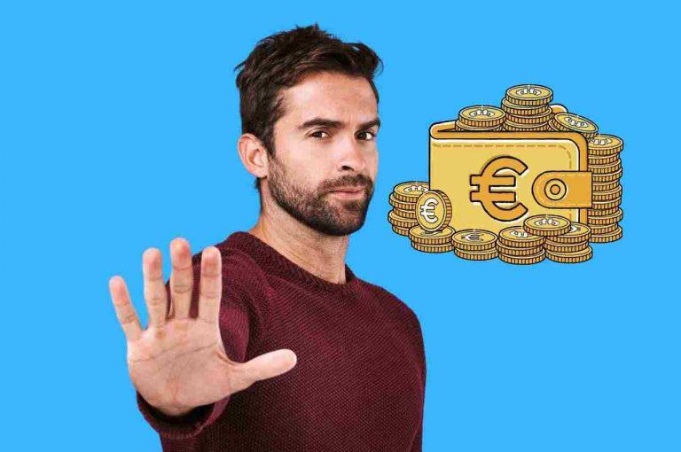 Contante Soldi, quanto contante si può versare sul proprio conto corrente: c’è ...