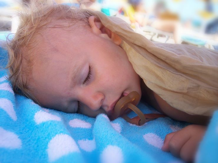 Importanza del sonnellino per i figli: tanti benefici 