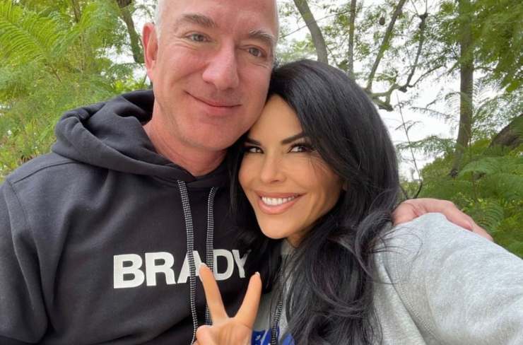 Jeff Bezos e fidanzata