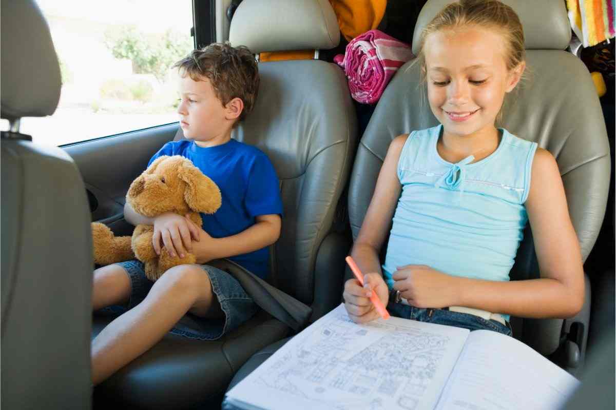 cose da non fare in auto con bambini