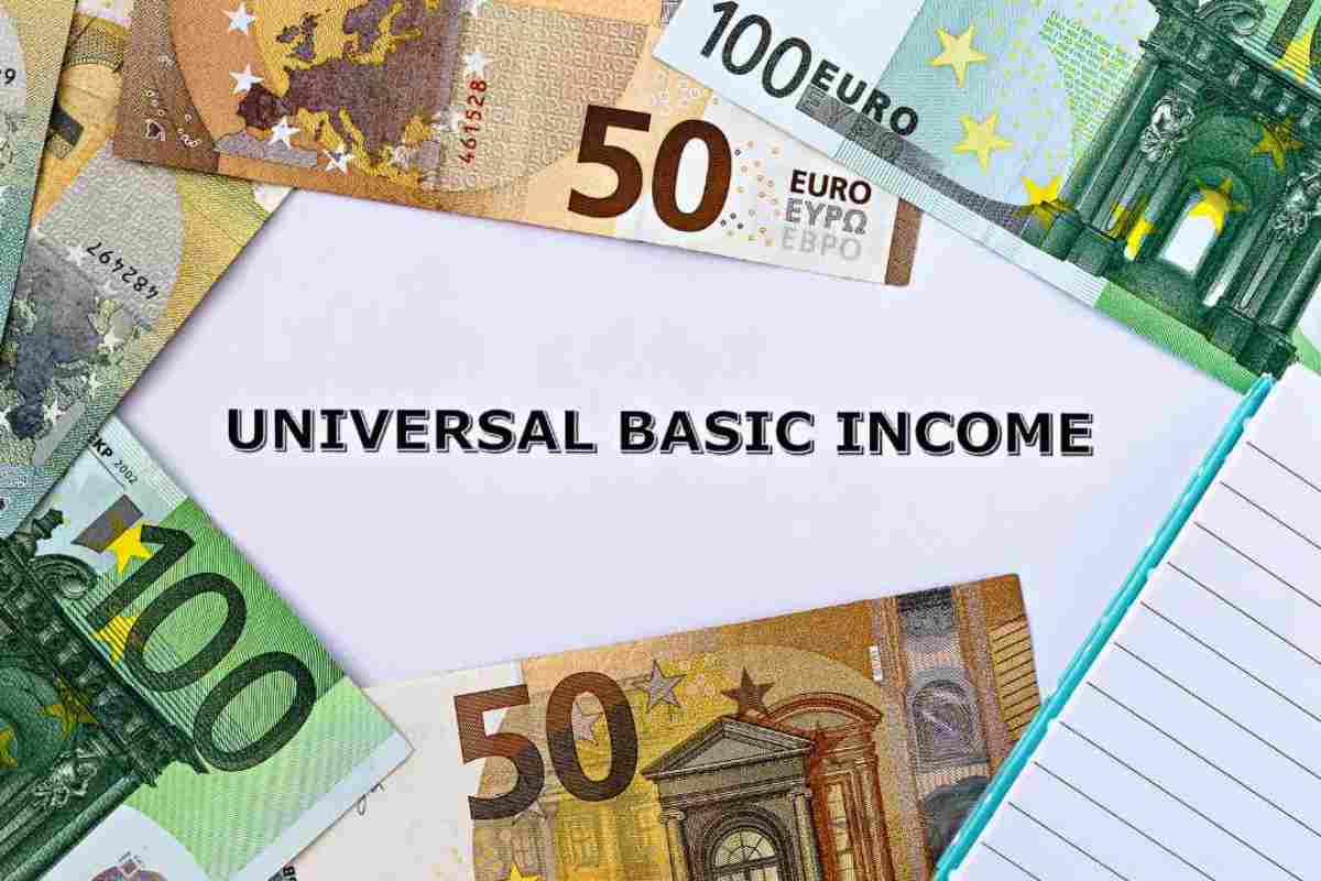 Reddito base universale Italia: come funziona