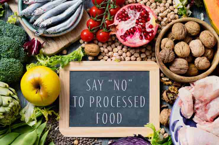 Secondo uno studio gli alimenti processati hanno 32 effetti negativi sulla salute