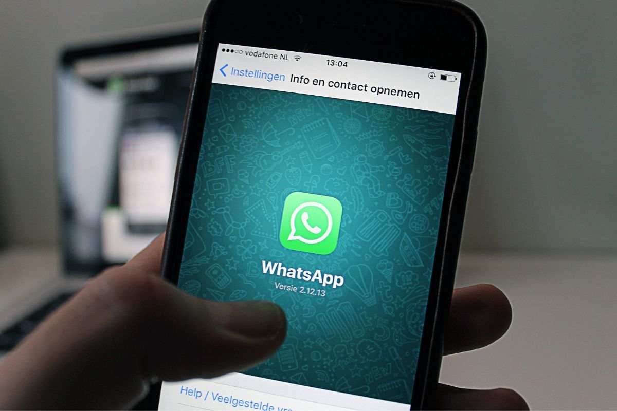 Allarme WhatsApp: 3 grandi rischi 